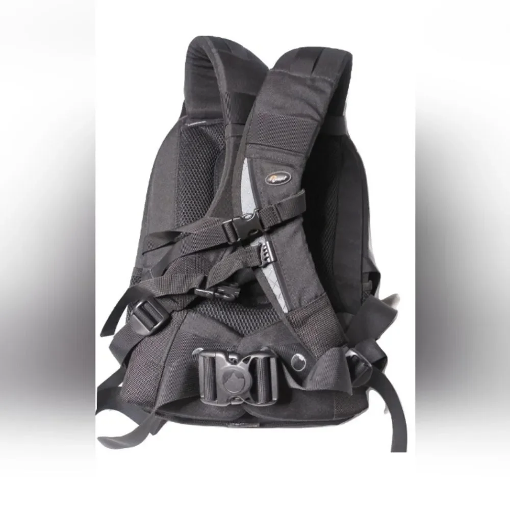 Lowepro Vertex 100 AW Backpack Bag for Digital Camera Equipment Retail $149
